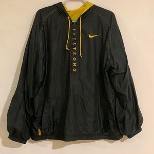 NWOT NIKE FITDRY LIVESTRONG WINDBREAKER